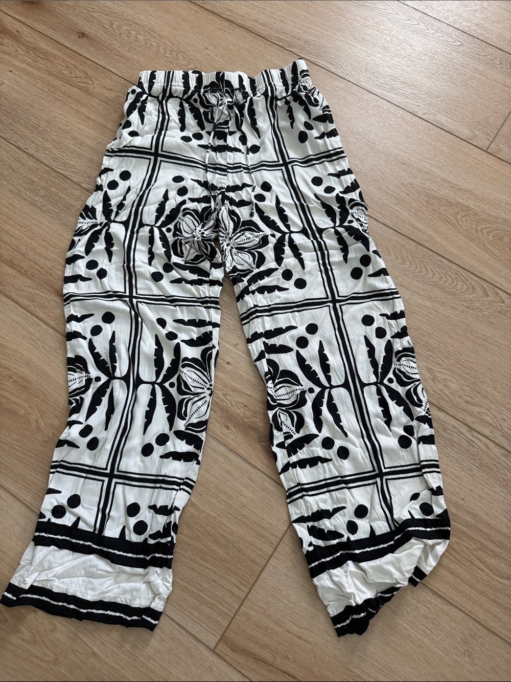 H&M Black and White Wide Leg Pants